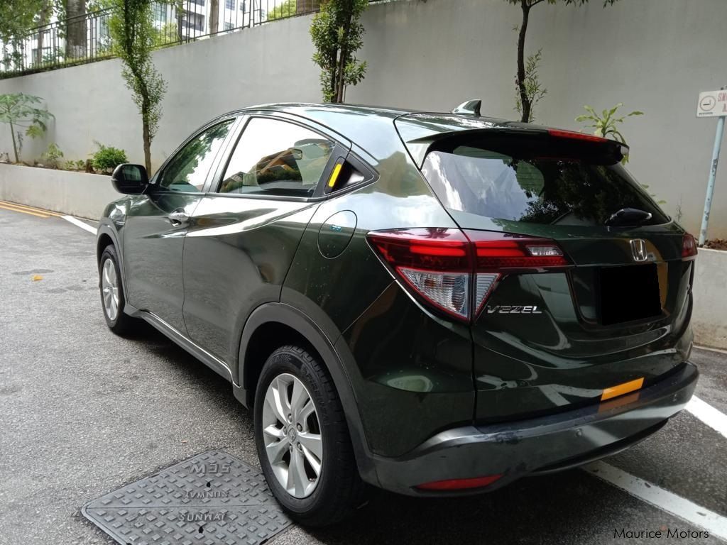 Honda Vezel X in Mauritius