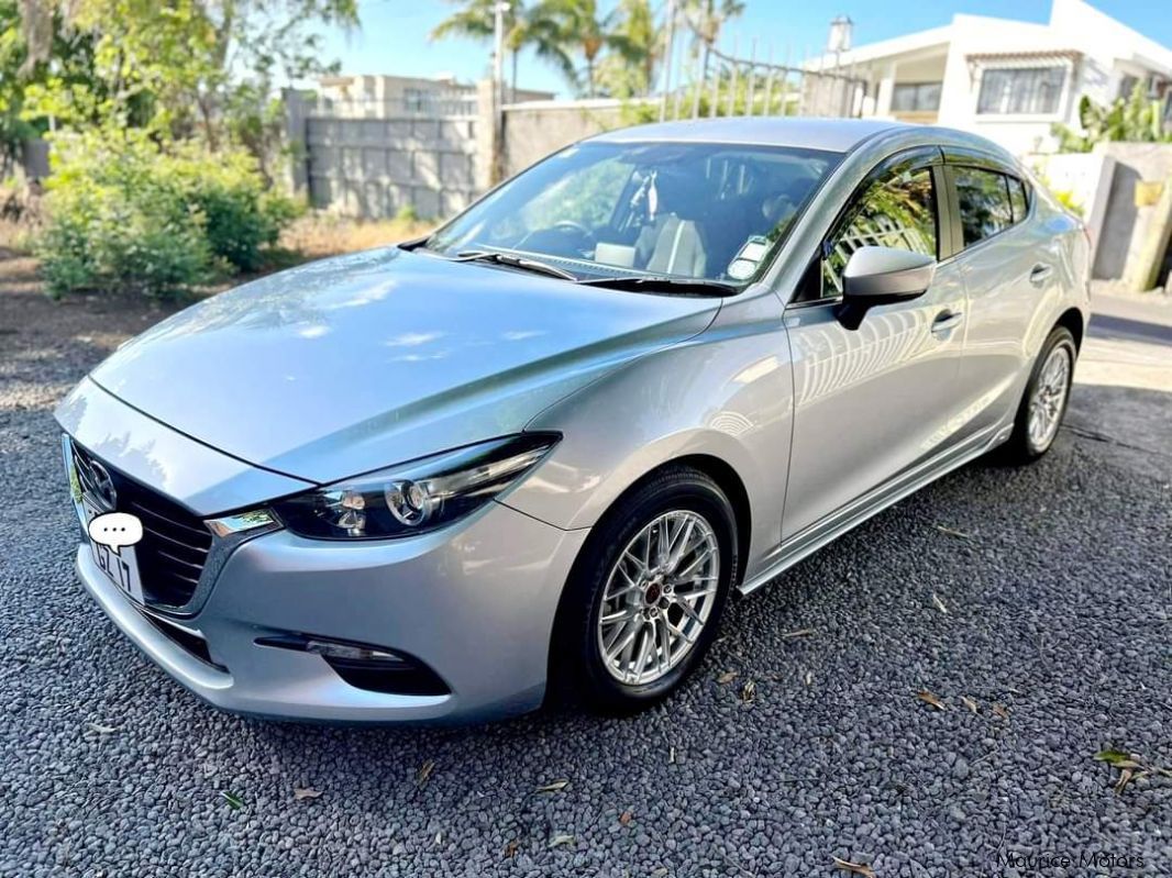 Mazda Axela in Mauritius