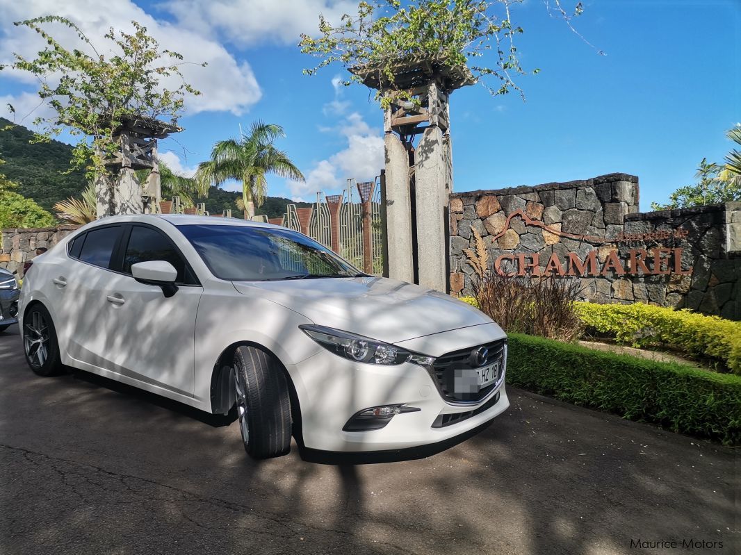 Mazda Axela in Mauritius