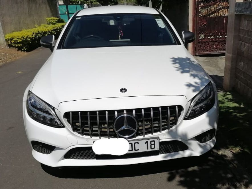 Mercedes-Benz C180 AMG in Mauritius