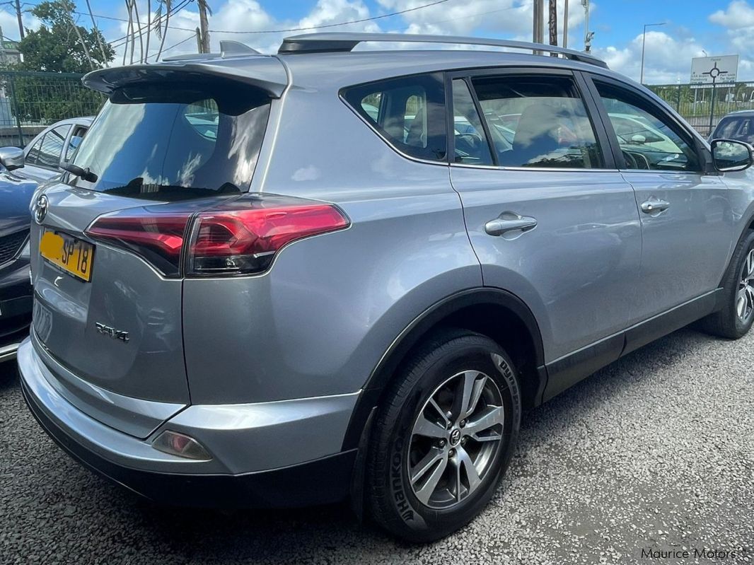 Used Toyota RAV4 | 2018 RAV4 for sale | Camp Fouquereaux Toyota RAV4 ...