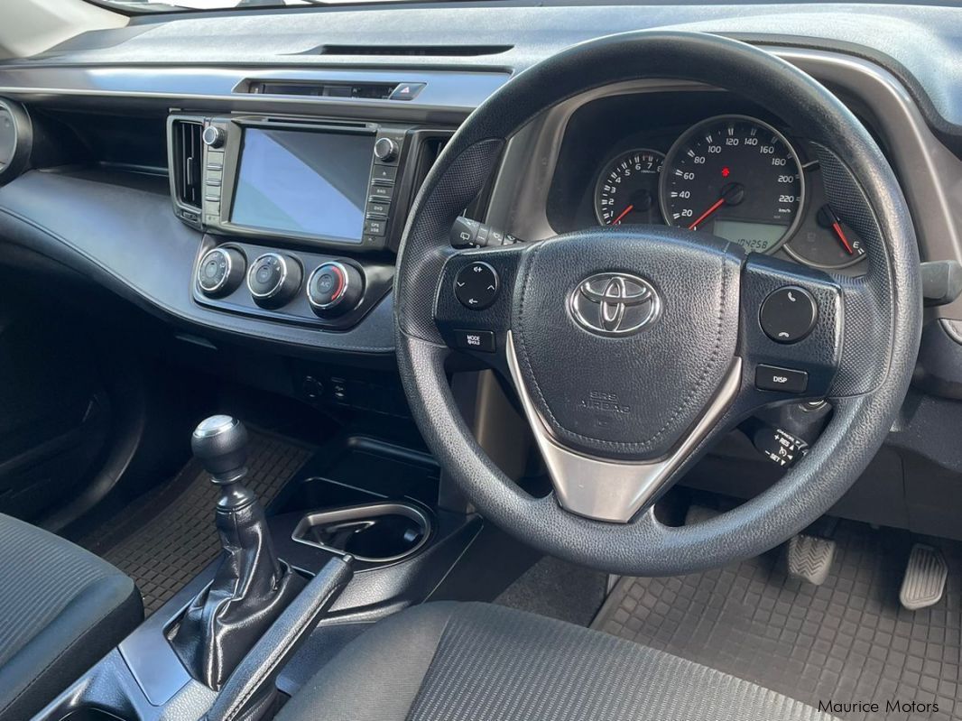 Used Toyota RAV4 | 2018 RAV4 for sale | Camp Fouquereaux Toyota RAV4 ...