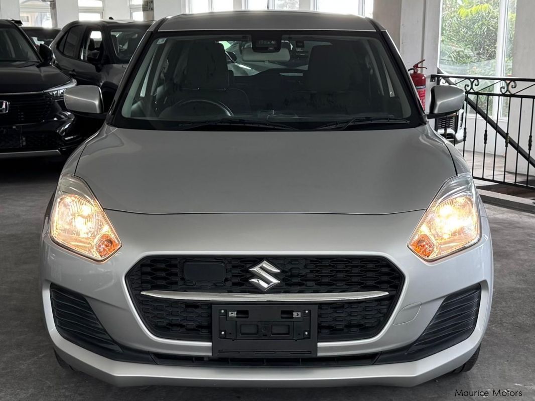 Suzuki Swift XG in Mauritius