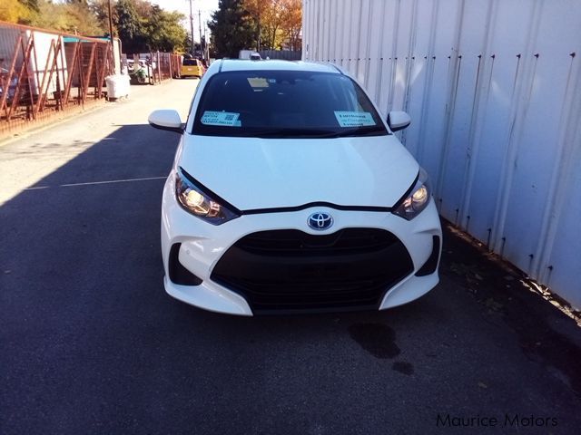 Toyota Yaris HYBRID X in Mauritius