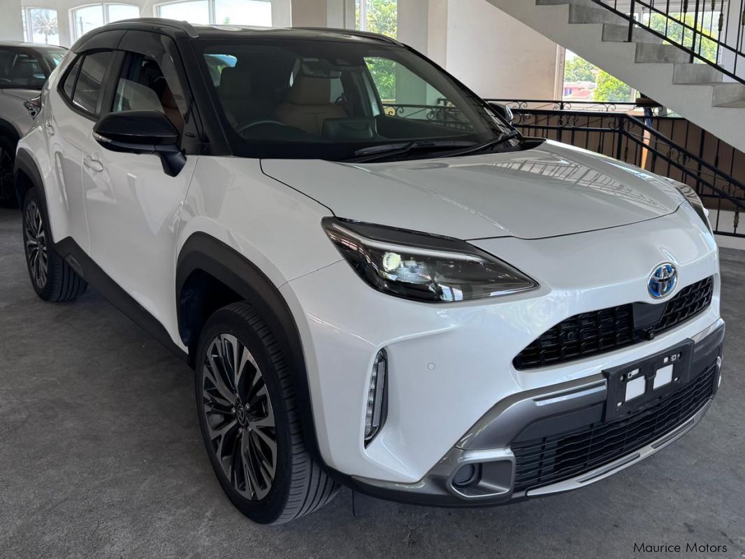 Toyota Yaris Cross Z Adventure Hybrid in Mauritius