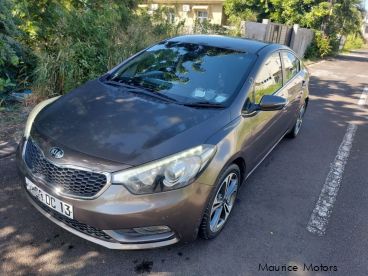 Pre-owned Kia Cerato 1.6 for sale in 