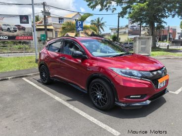 Pre-owned Honda Vezel for sale in 