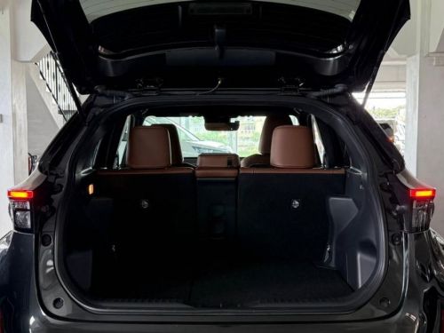 Toyota Yaris Cross Z Adventure Hybrid in Mauritius