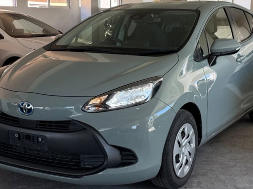 Used Toyota Aqua X Hybrid for sale in Vacoas