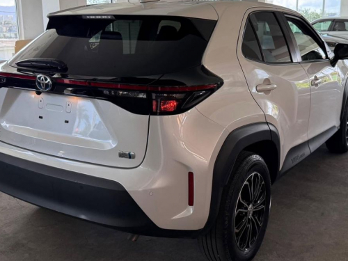 Toyota Yaris Cross X Hybrid  in Mauritius