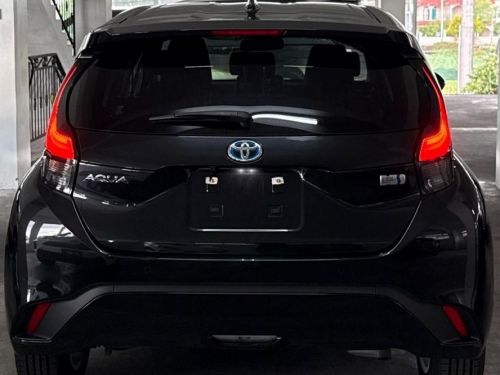 Toyota Aqua Z Hybrid in Mauritius