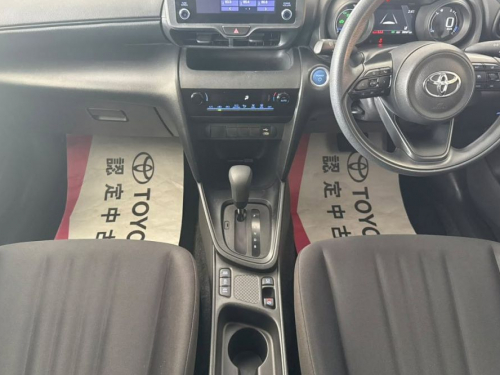 Toyota Yaris Cross X Hybrid  in Mauritius