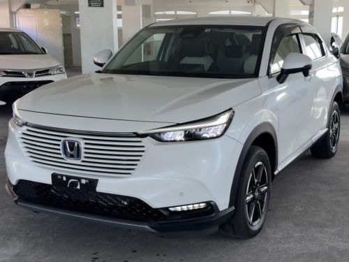 Pre-owned Honda Vezel e:HEV X for sale in 