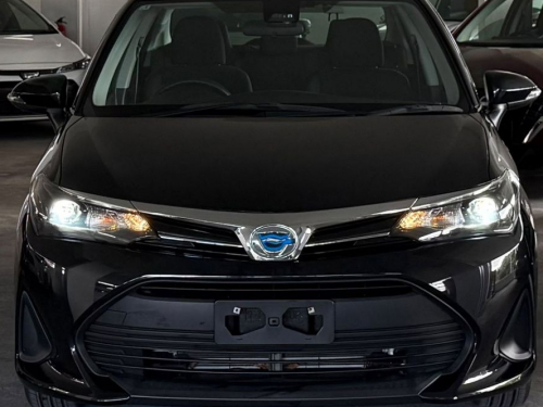 Toyota Axio EX Hybrid in Mauritius