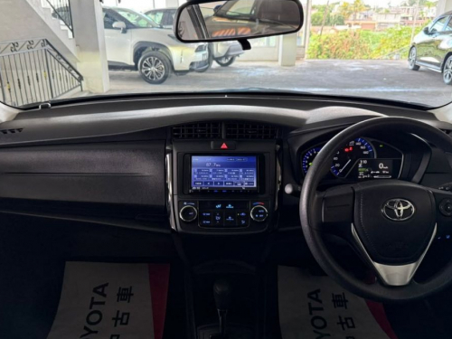 Toyota Axio EX Hybrid in Mauritius