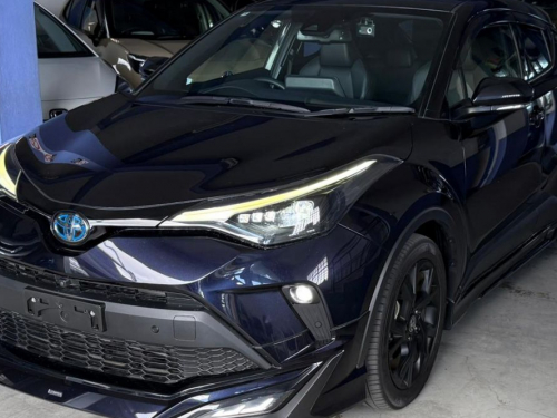 Used Toyota  C-HR G Nero Hybrid for sale in Vacoas