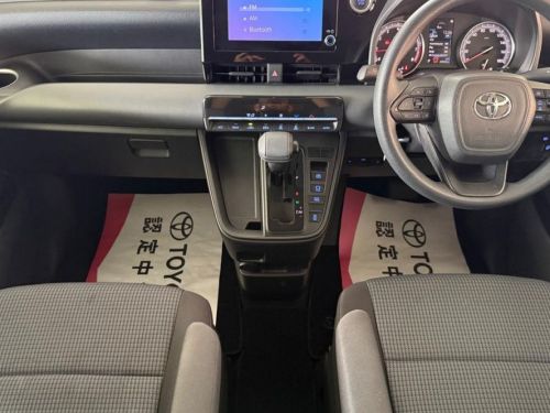 Toyota Noah X in Mauritius