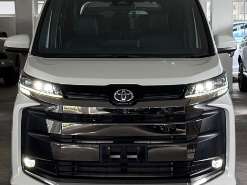 Toyota Noah S-Z in Mauritius