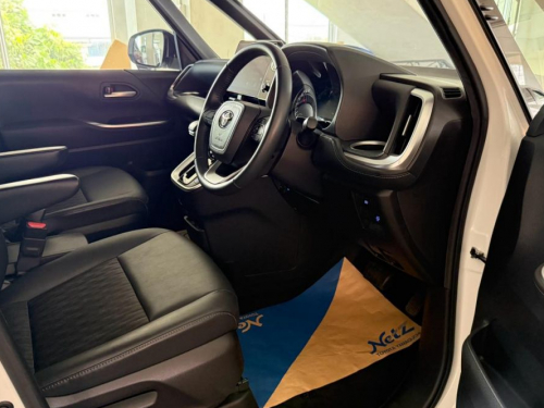 Toyota Noah S-Z in Mauritius