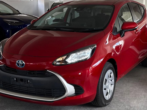 Used Toyota Aqua G Hybrid for sale in Vacoas
