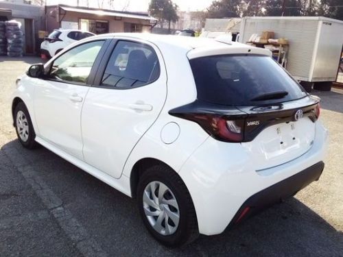 Toyota Yaris HYBRID X in Mauritius