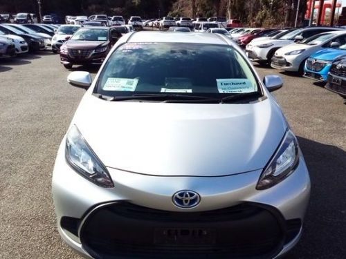 Toyota Aqua X in Mauritius