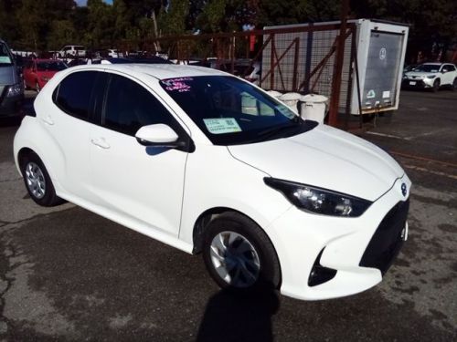 Pre-owned Toyota Yaris HYBRID X for sale in 
