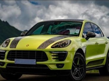 Porsche Macan in Mauritius
