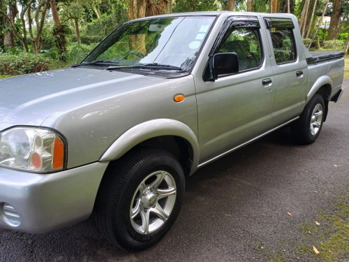 Nissan NAVARA in Mauritius