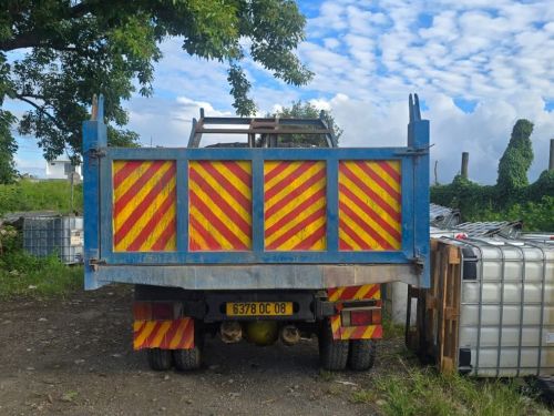 FAW FE6 in Mauritius