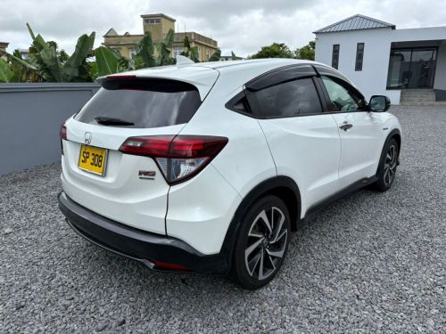 Honda Vezel RS in Mauritius