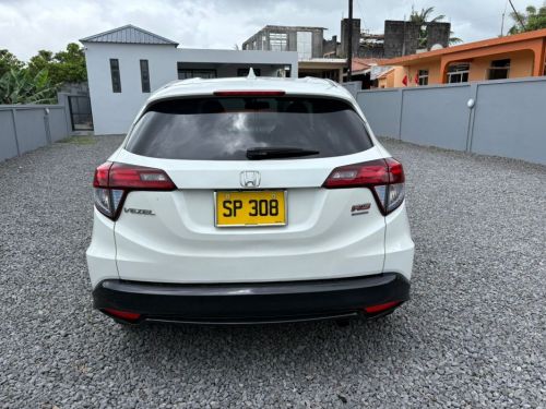 Honda Vezel RS in Mauritius