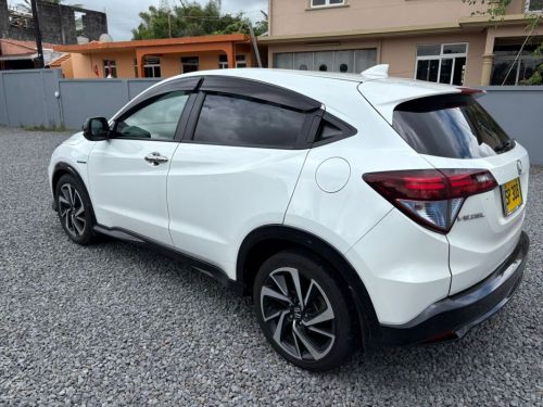 Honda Vezel RS in Mauritius