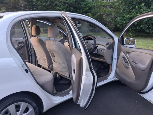 Toyota Platz in Mauritius