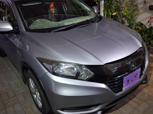 Used Honda Vezel for sale in Roches Brunes