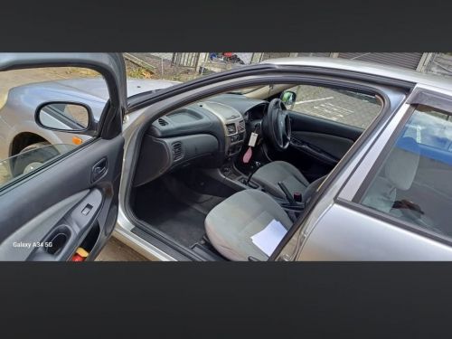 Nissan Sunny N16 in Mauritius