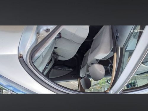 Nissan Sunny N16 in Mauritius