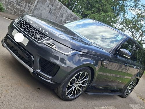 Land Rover Range Rover Sport P400e in Mauritius