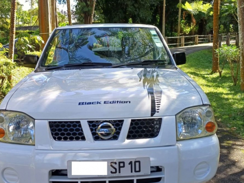 Nissan NAVARA in Mauritius