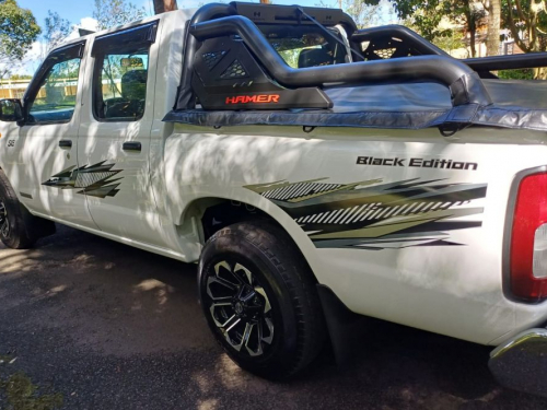 Nissan NAVARA in Mauritius