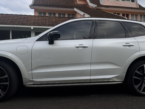 Volvo XC60 T8 in Mauritius