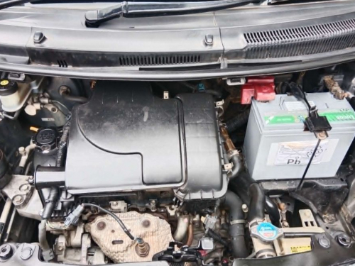 Toyota VITZ [AUTOMATIC] in Mauritius
