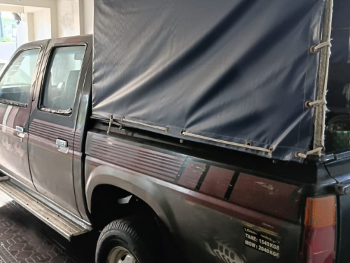 Nissan Hardbody 4x4 in Mauritius