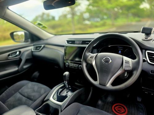 Nissan Xtrail in Mauritius