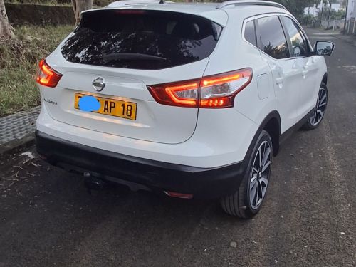 Nissan Qashqai j11 in Mauritius