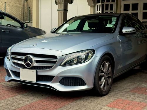Mercedes-Benz C180 in Mauritius