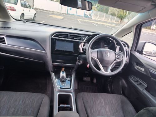 Honda FIT SHUTTLE in Mauritius