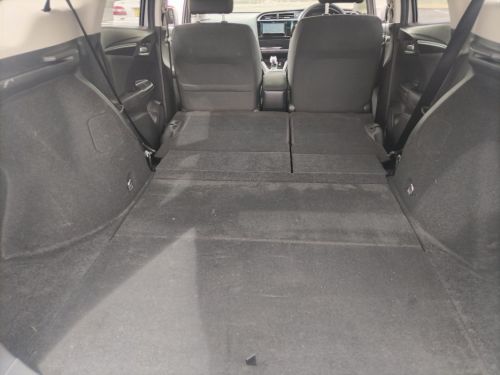 Honda FIT SHUTTLE in Mauritius