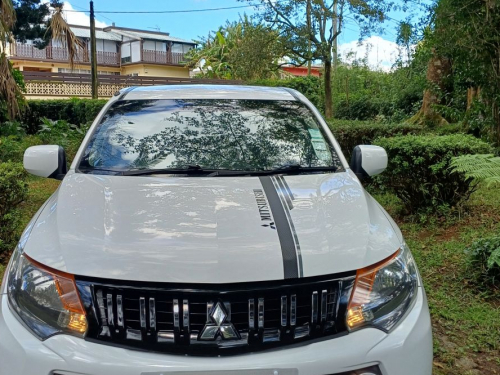 Used Mitsubishi l200 SPORTERO for sale in Eaux Coulée