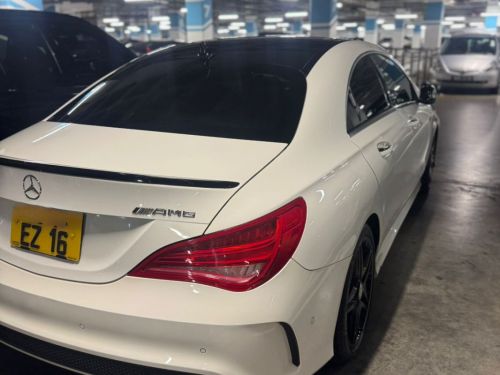Mercedes-Benz Cla 180 in Mauritius